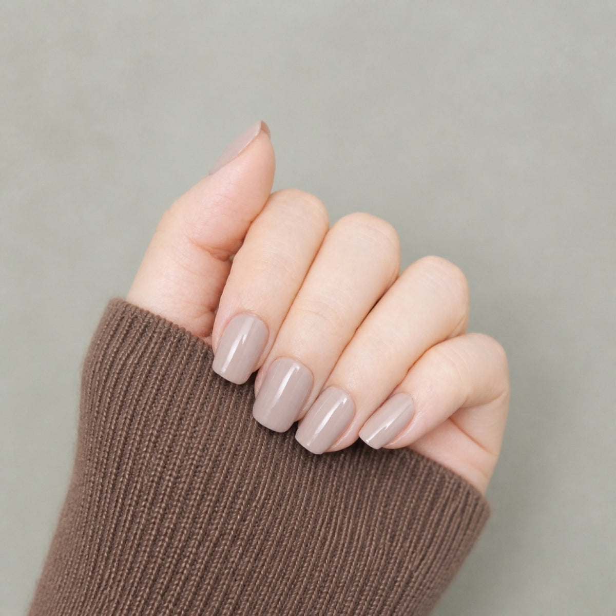 Nailink Cashmere Taupe hover - NL-E-SQ-F-04